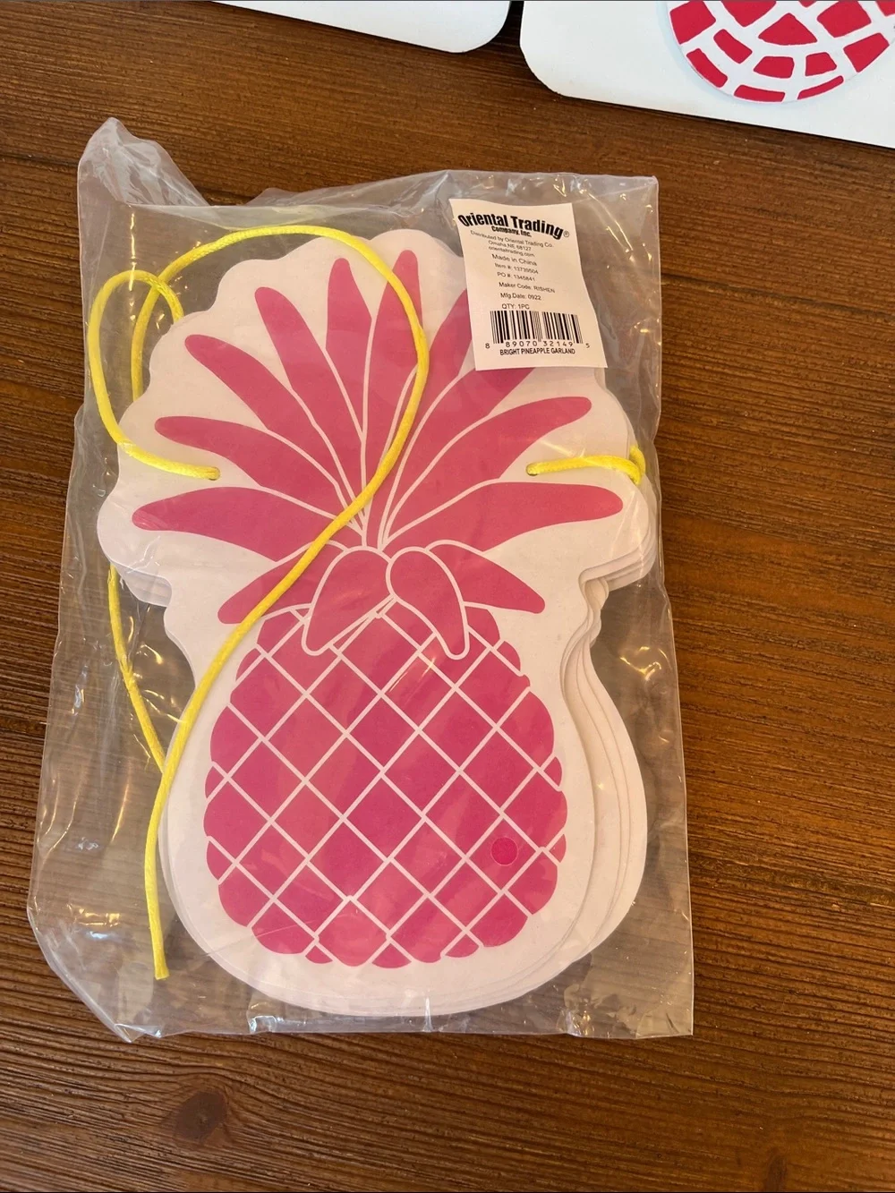 NWT This Is My Happy Place Pineapple Wall Signs plus Banner
